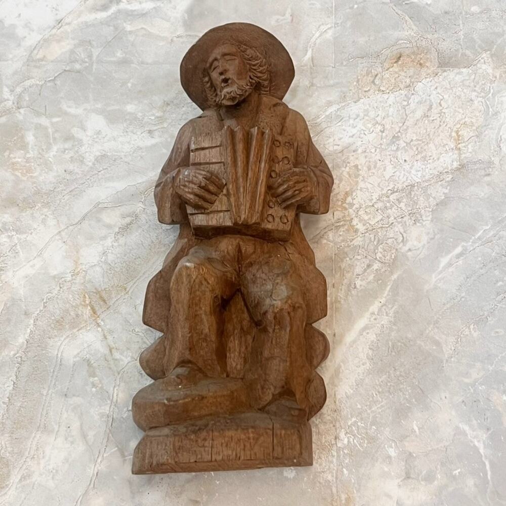 Hand Carved Wooden Figure Bearded Man Playing Accordion 8.5" Tall Folk Art - Picture 7 of 16